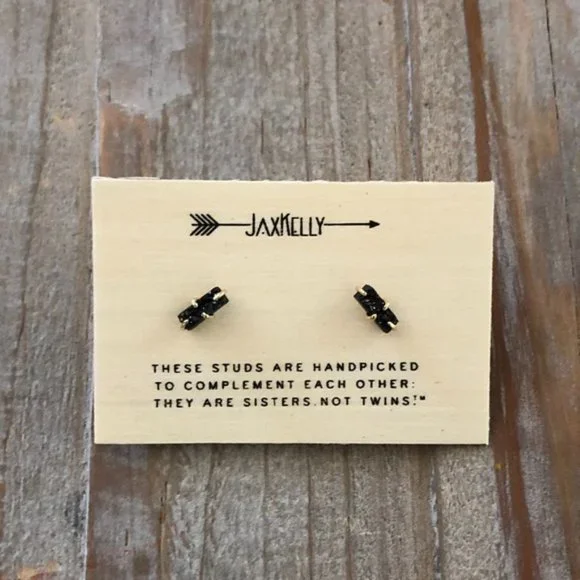 Black Bar Druzy Stud Earrings - Picture 3 of 3